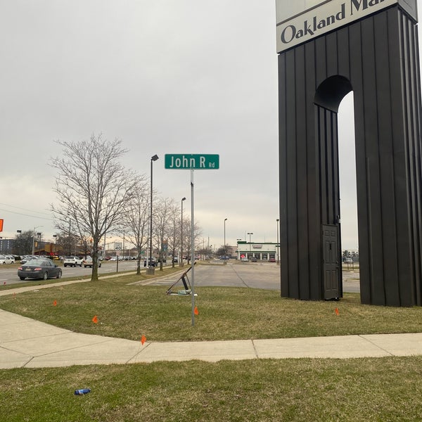 14 Mile & John R Roads Troy, MI