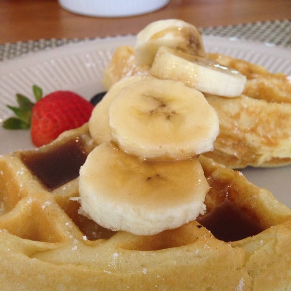 Gorgeous, light rooms, well and tastefully stocked kitchens and sweet balconies. Breakfast is always something to look forward to (bananas foster waffles, best homemade pastries and hot cereals.