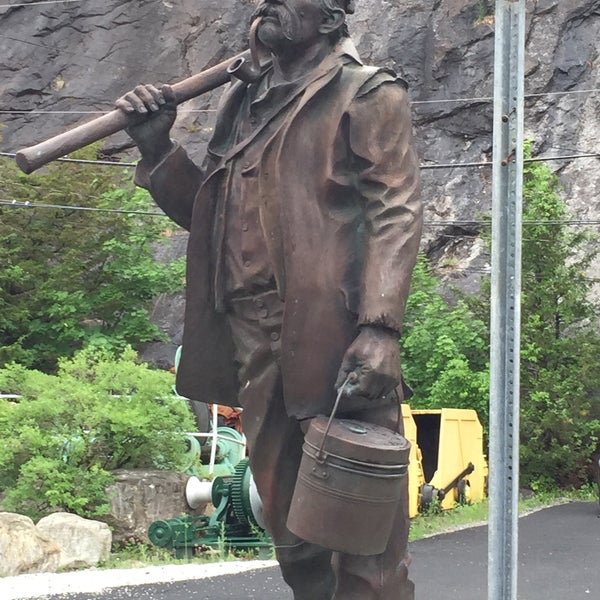 Photo taken at Sterling Hill Mine Tour &amp; Museum by Arnaldo C. on 6/1/2015