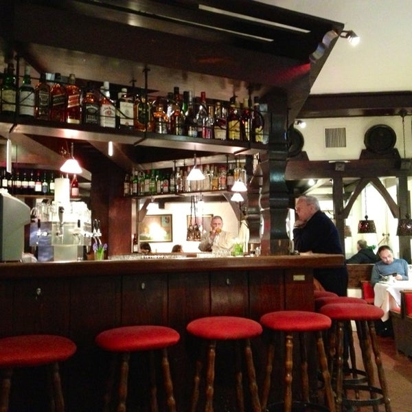 Römer Pils Brunnen Zeil