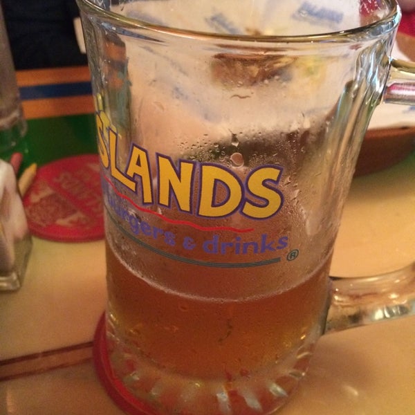 3/23/2014 tarihinde dutchboyziyaretçi tarafından Islands Restaurant'de çekilen fotoğraf