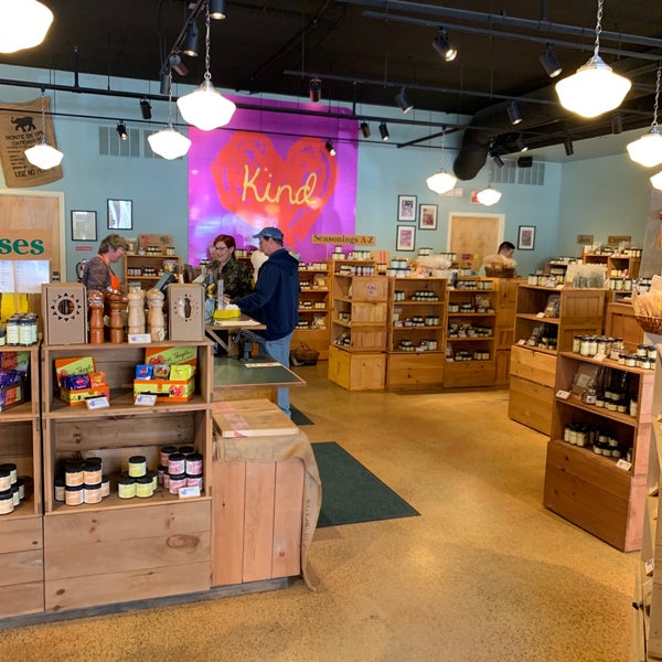 Penzeys Spices 513 W Broad St