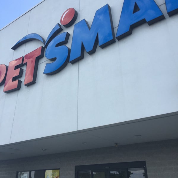 Petsmart robinson top