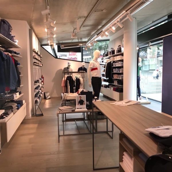 Lacoste Outlet - Vila do Conde, Oporto