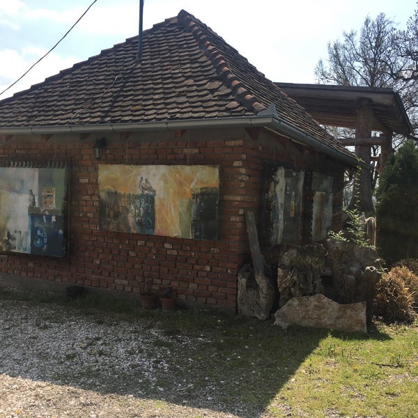 Das Foto wurde bei Zornića kuća - Zornića House von Dajana B. am 4/9/2017 aufgenommen