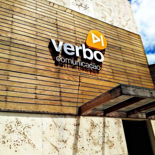 รูปภาพถ่ายที่ Verbo Comunicação โดย Jessica G. เมื่อ 2/27/2013