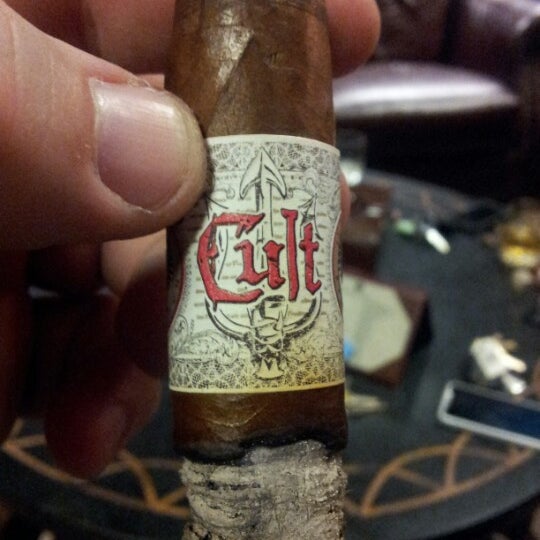 Brilliant new boutique cigar. Creamy, Carmel hint. 93 rating by Cigar Journal. Try one!