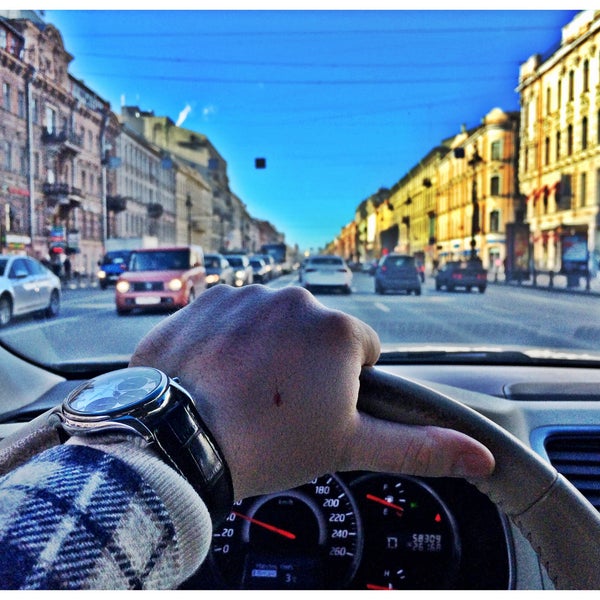 รูปภาพถ่ายที่ Nevsky Prospect โดย VinoDel🍷 เมื่อ 3/5/2015