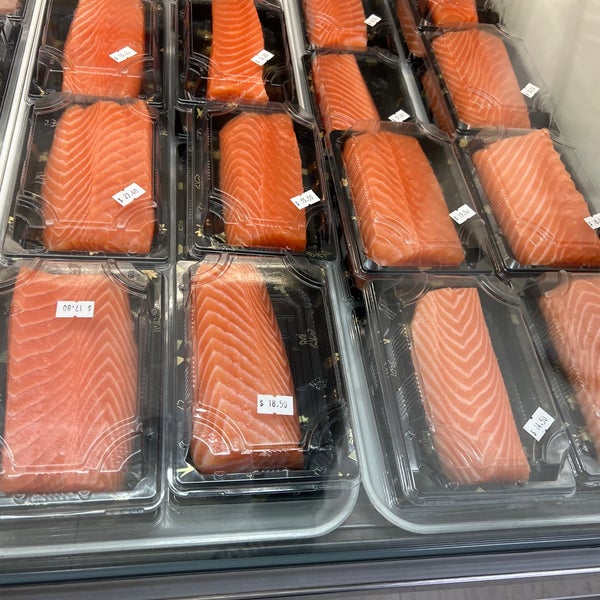 Basa Seafood Express Mission District 3064 24th St