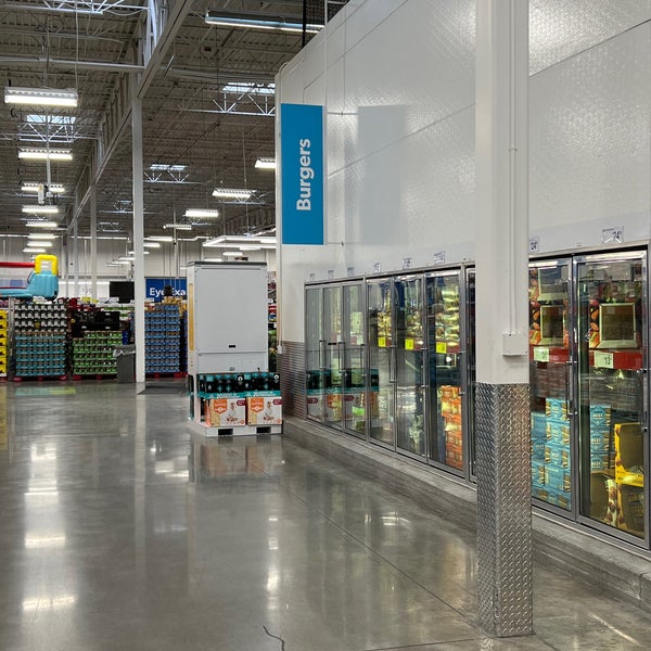 Sam's Club Omaha'da Depo veya Toptan Satış Mağazası