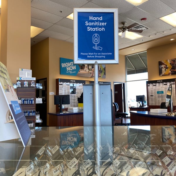 Eyemart Express Southern Hills 1 tip from 51 visitors