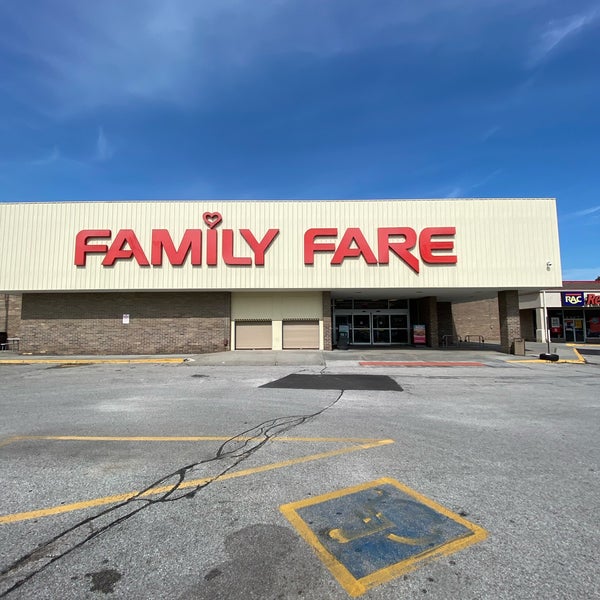 Family Fare Supermarket - Supermarket in North Central Omaha