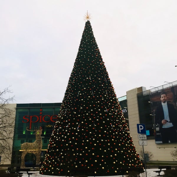 Photo taken at T/C &quot;Spice&quot; by Santa A. on 12/12/2019