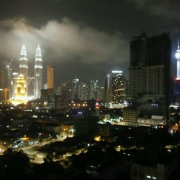Das Foto wurde bei Kuala Lumpur International Hotel von Ummi . am 1/13/2017 aufgenommen