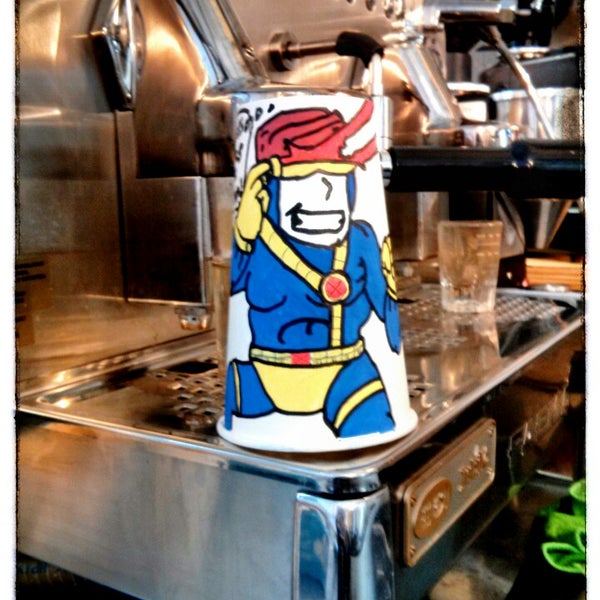 11/15/2013にCelloがLaughing Man Coffee &amp; Teaで撮った写真