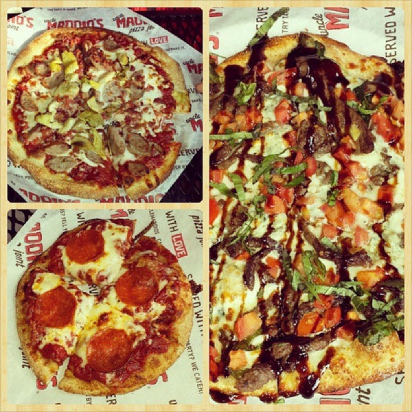 Foto tirada no(a) Uncle Maddio&#39;s Pizza Joint por Kandes em 9/10/2013