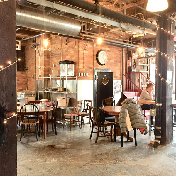 The CSI Coffee Pub closed in spring 2019 (gone as pictured) but visitors can purchase a Lounge Pass for the day. Coffee and tea are free and unlimited. Wheelchair accessible and dog friendly.