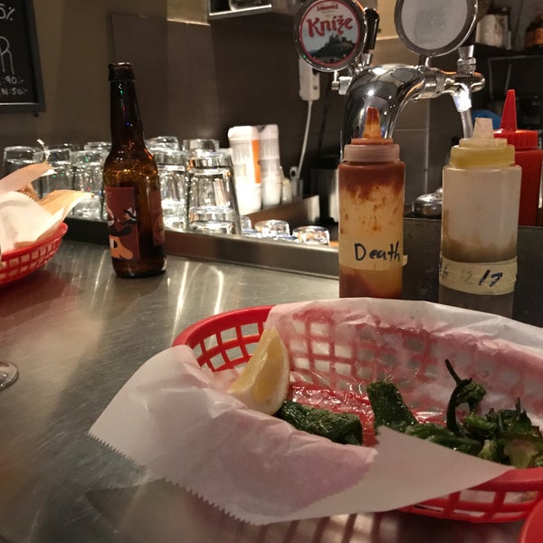 10/14/2018 tarihinde Erika H.ziyaretçi tarafından Casual Street Food'de çekilen fotoğraf