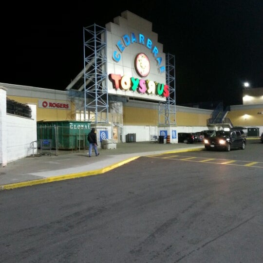 Toys r best sale us victoria terrace