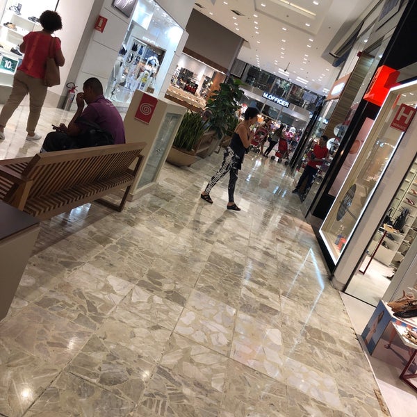 Das Foto wurde bei Shopping Center Norte von Laila A. am 2/19/2019 aufgenommen