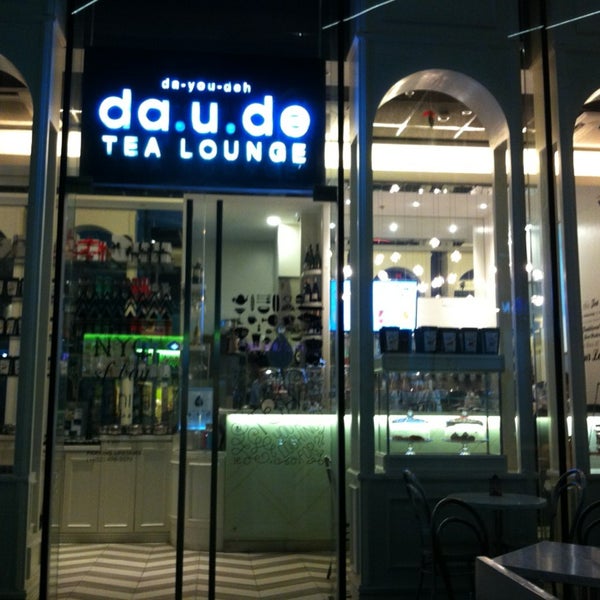 รูปภาพถ่ายที่ Da.u.de Tea Lounge โดย Diana S. เมื่อ 2/2/2013