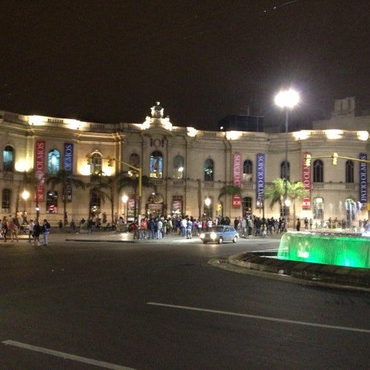 รูปภาพถ่ายที่ Patio Olmos Shopping โดย Abraham V. เมื่อ 10/6/2012