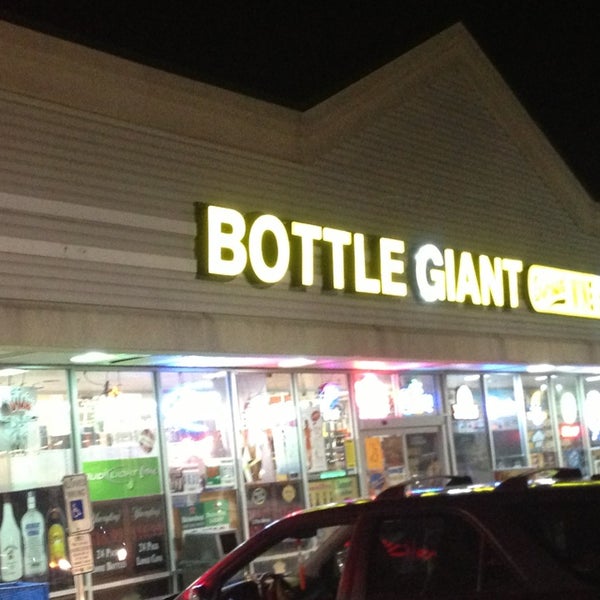 Bottle Giant Of Woodbridge Liquor Store in Woodbridge