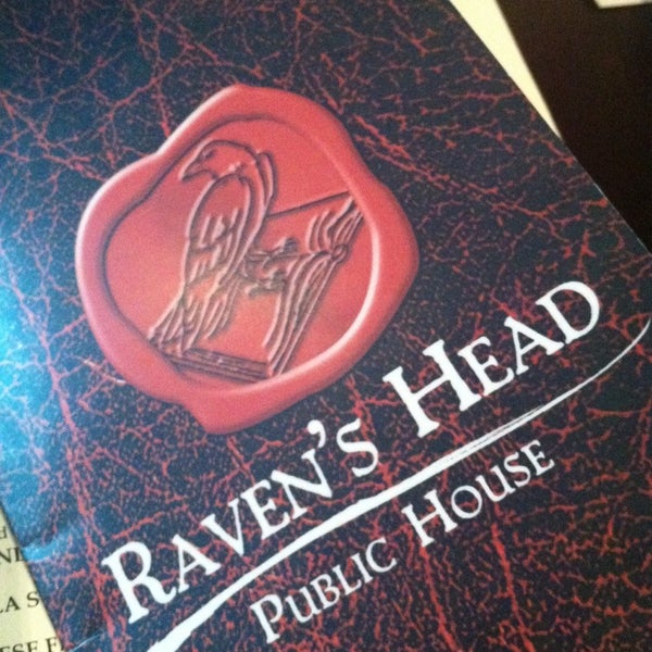 Снимок сделан в Raven&#39;s Head Public House пользователем Mer ⭐. 1/15/2013