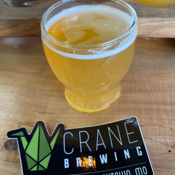 รูปภาพถ่ายที่ Crane Brewing Company โดย Kevin D. เมื่อ 2/20/2021