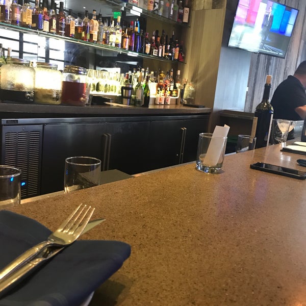 7/24/2018にWes J.がFireLake Grill House &amp; Cocktail Barで撮った写真