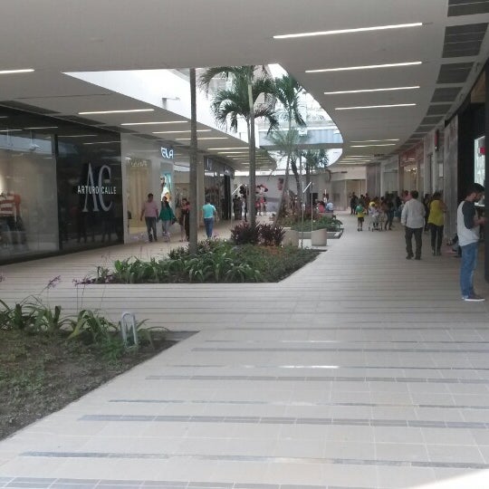Unicentro Palmira Shopping Mall