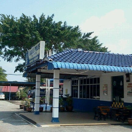 Balai Polis Simpang Renggam Police Station