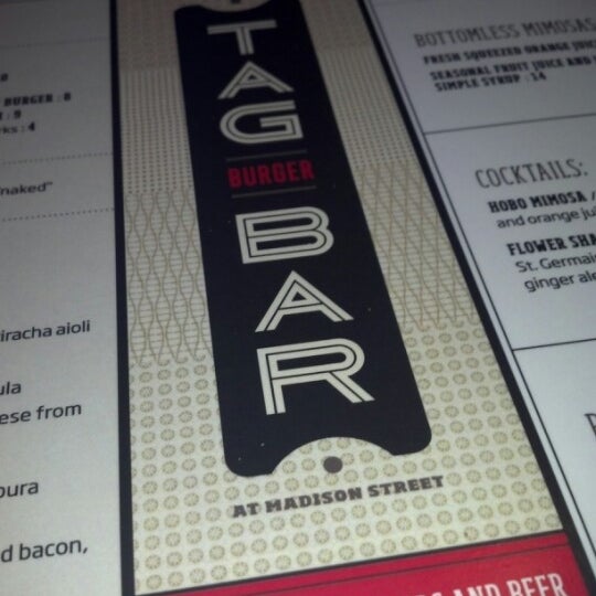 Das Foto wurde bei TAG Burger Bar von Micah S. am 11/24/2012 aufgenommen