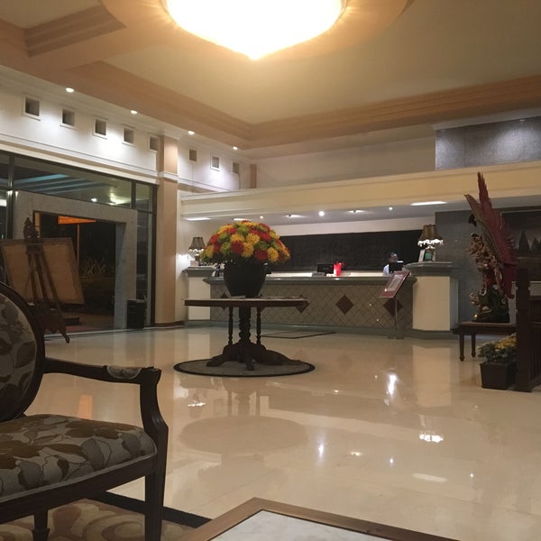 Photo taken at Hotel Puri Asri by Choiri S. on 11/2/2018
