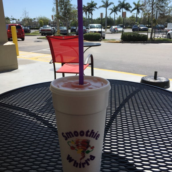 Smoothie Whirl'd Juice Bar in West Palm Beach