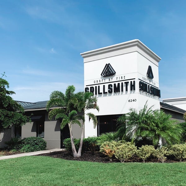 Photos at GrillSmith Lakeside Village 43 tips from 1689 visitors