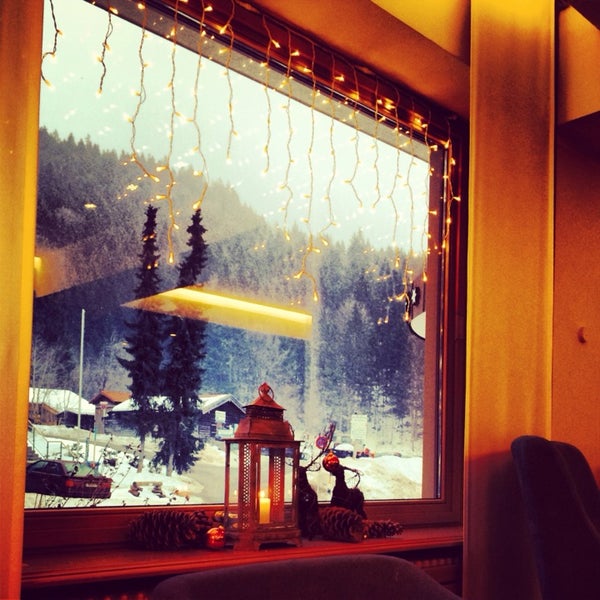 Photo taken at Arabella Alpenhotel am Spitzingsee by Yanina K. on 12/26/2013