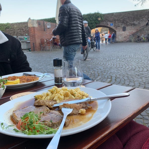 Foto scattata a Zunfthaus der Schiffleute da Níco D. il 3/13/2022