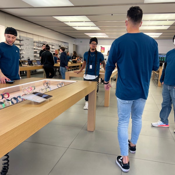 APPLE TOWN SQUARE - 180 Photos & 440 Reviews - 6671 Las Vegas Blvd