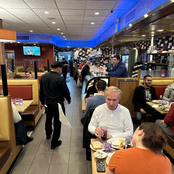 Foto tirada no(a) Westway Diner por Trevor O. em 11/19/2022