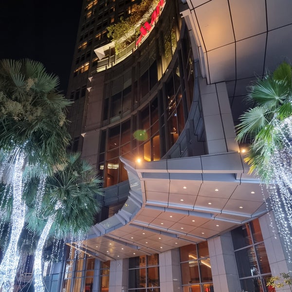 Photo taken at Bangkok Marriott Hotel Sukhumvit by Wisit on 1/18/2023