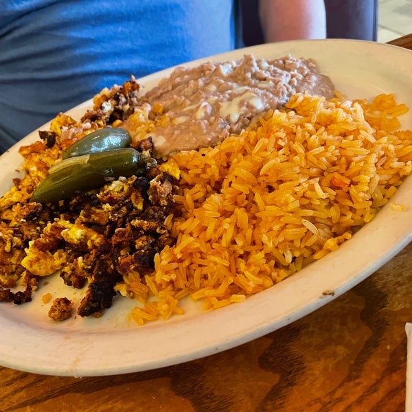 Снимок сделан в La Cocina Mexican Restaurant #9 пользователем Cherie C. 2/26/2023