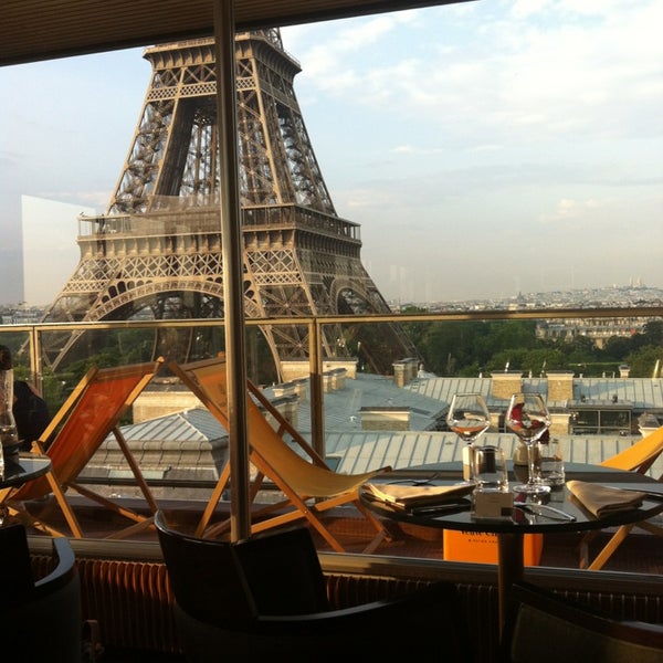 Отель Pullman Paris Tour Eiffel