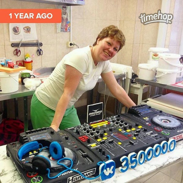 Торт DJ пульт