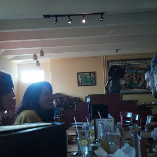 10/9/2012에 Sam님이 The Mexican Restaurant &amp; Bar에서 찍은 사진