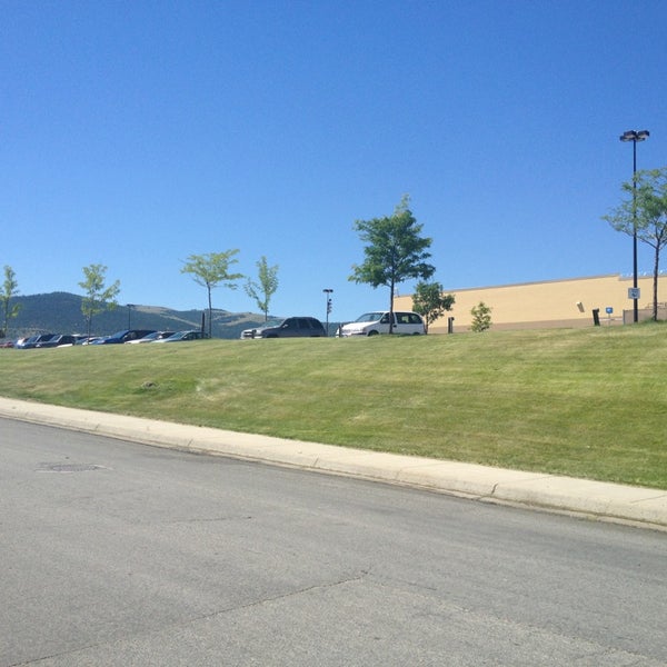 Walmart Supercenter 2 tips from 460 visitors