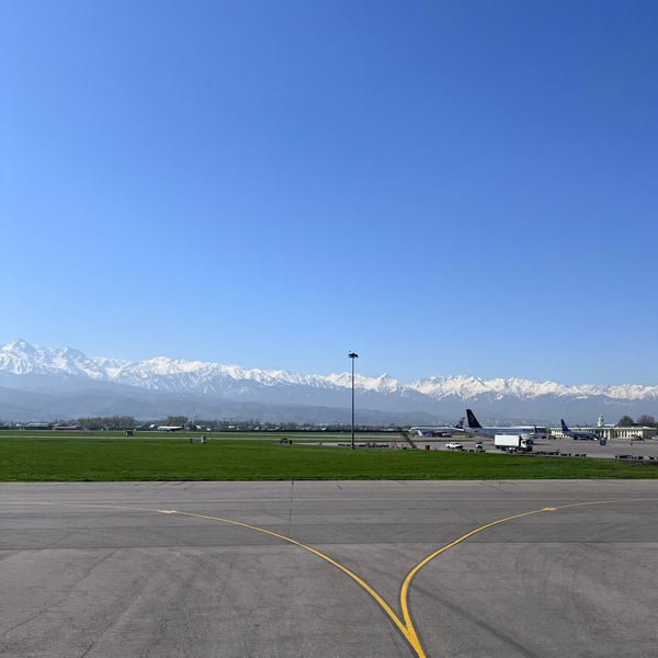 Foto tirada no(a) Almaty International Airport (ALA) por A.F.S. em 4/18/2024