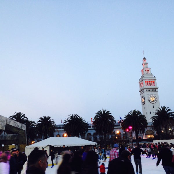 Photo taken at The Holiday Ice Rink at Embarcadero Center by Fermin R. on 12/29/2014