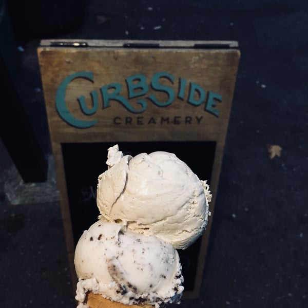 Das Foto wurde bei Curbside Creamery von Fermin R. am 8/27/2018 aufgenommen