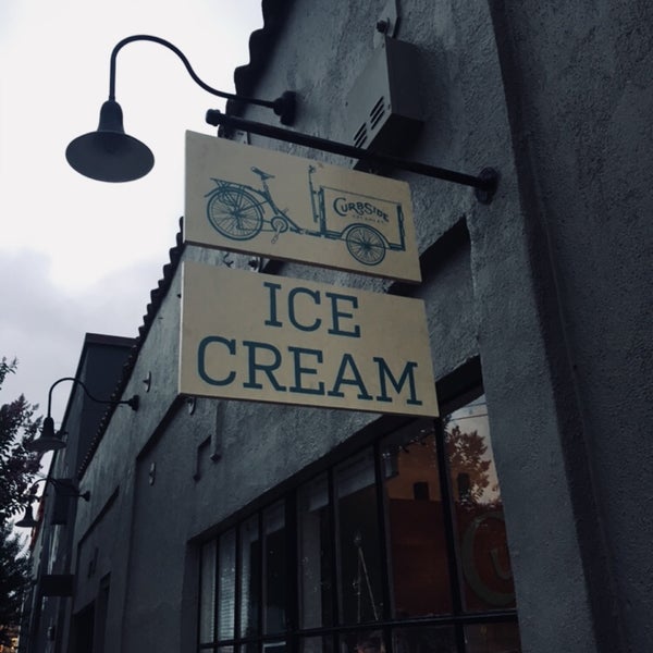 Foto tirada no(a) Curbside Creamery por Fermin R. em 8/27/2018